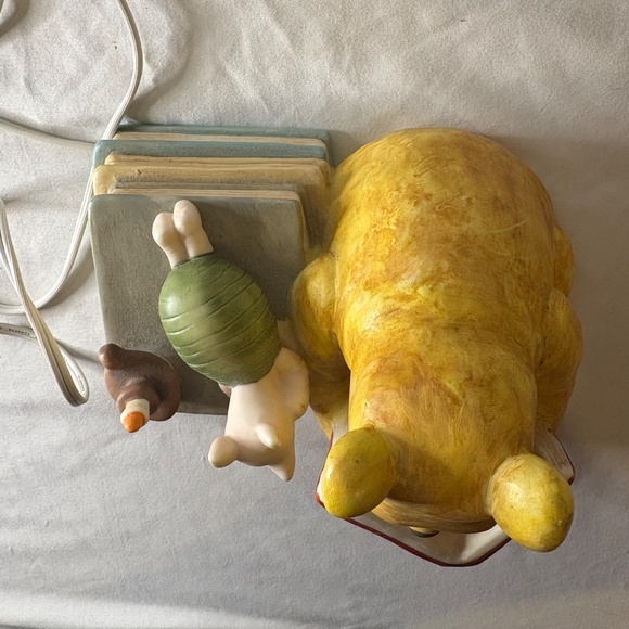 Vintage Disney Classic Winnie Pooh Piglet Book Reading Night Light Nursery Lamp - Picture 9 of 10